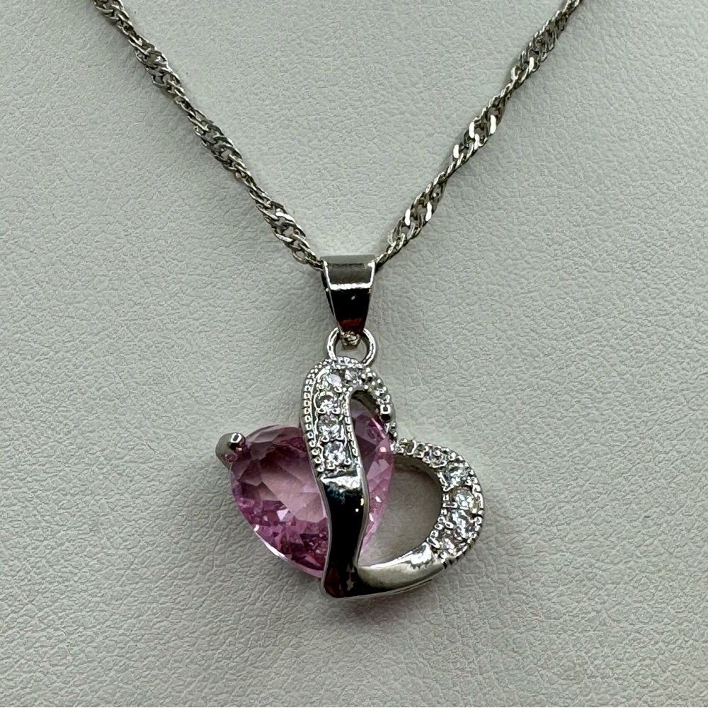 New Silver Plated Purple Crystal Heart Pendant Necklace CZ Chain
